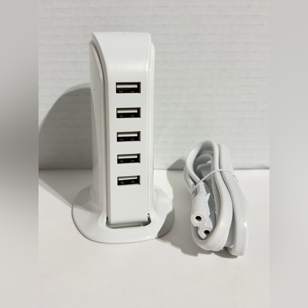 5 Port USB Charging Tower Power Adapter Cord AC/DC White AARP GQ20-050400-EA NEW